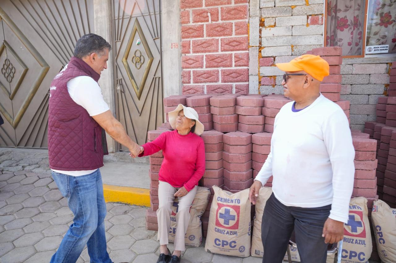 Agradecen vecinos de Atlahapa segunda visita del alcalde Alfonso Sánchez García para llevarles beneficios